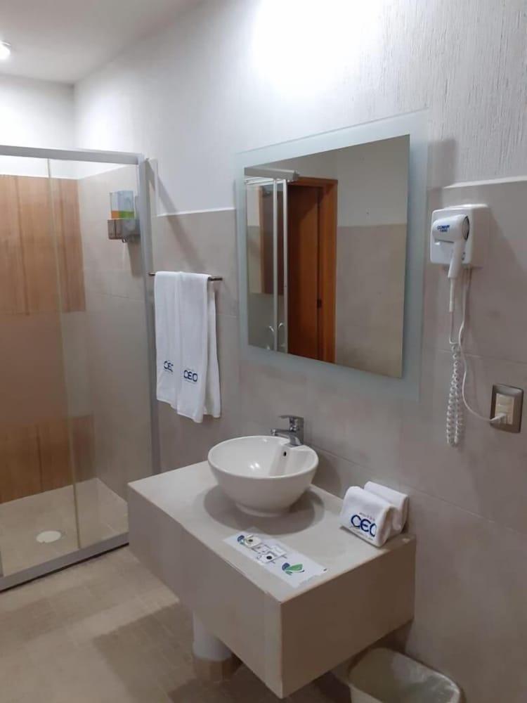 Ceo Hotel 3*